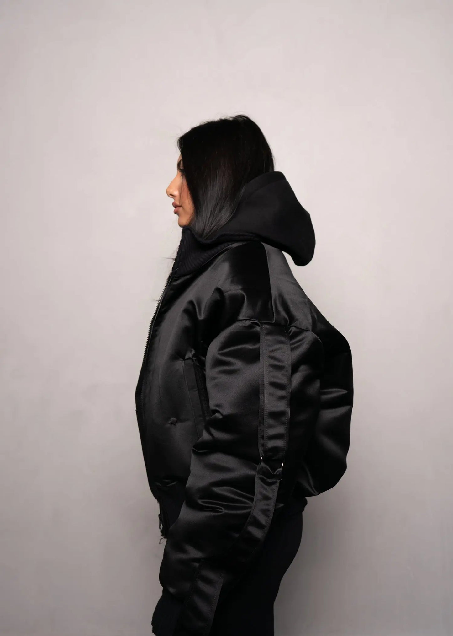 ALUCARD BOMBER OKOMaison