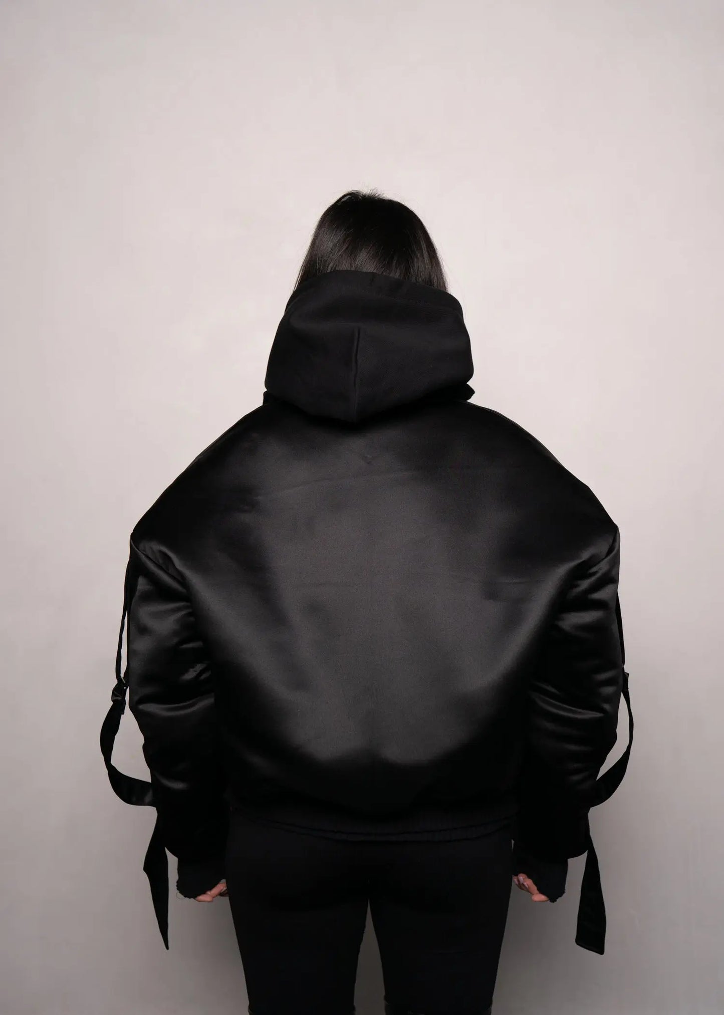 ALUCARD BOMBER OKOMaison