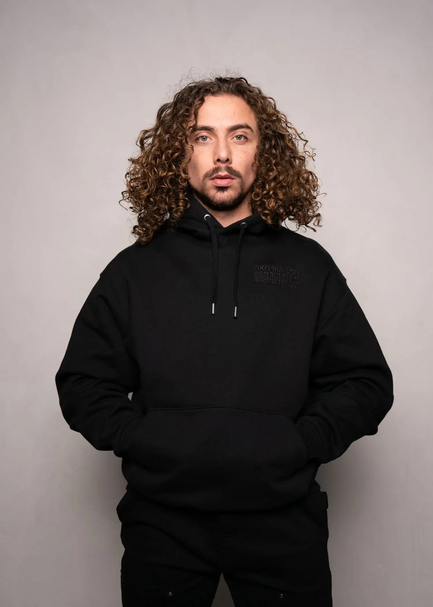 STYGIAN BLACK HEAVYWEIGHT HOODIE OKOMaison