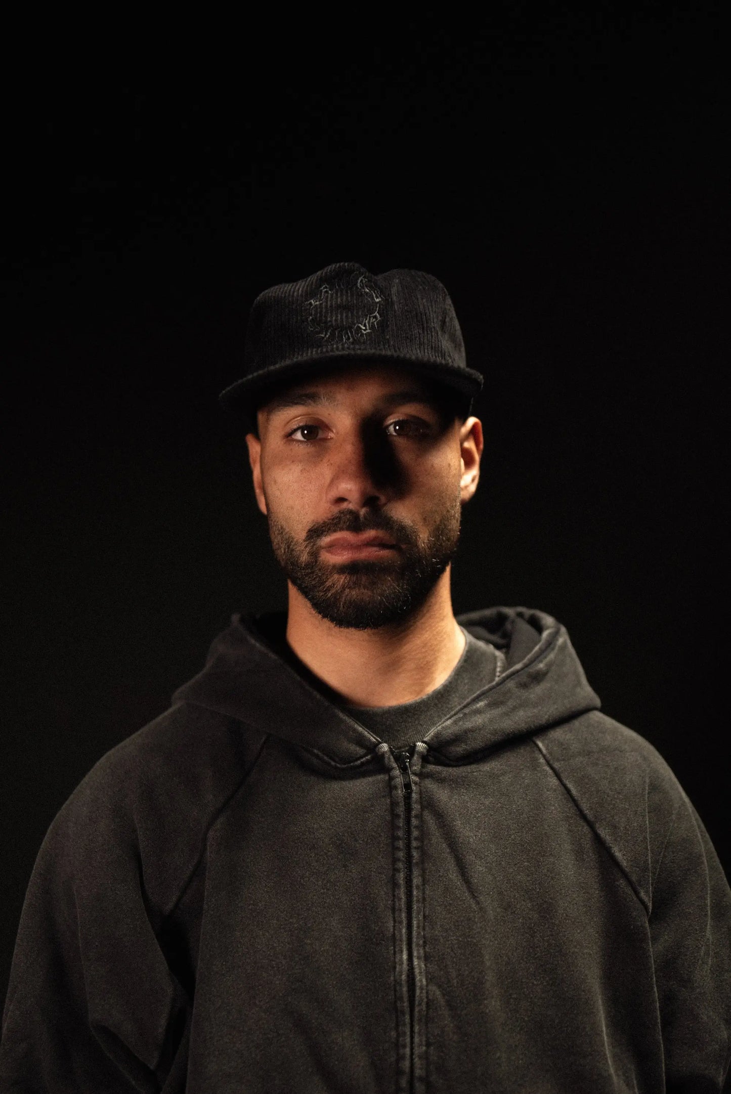 CROWN OF THORNS CORDUROY CAP OKO MAISON